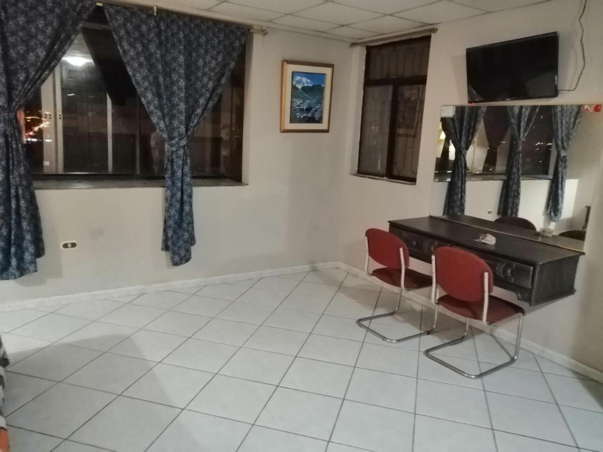 Hotel Sol De Oro Γκουαγιακίλ Εξωτερικό φωτογραφία